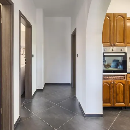 شقة Ines بولا